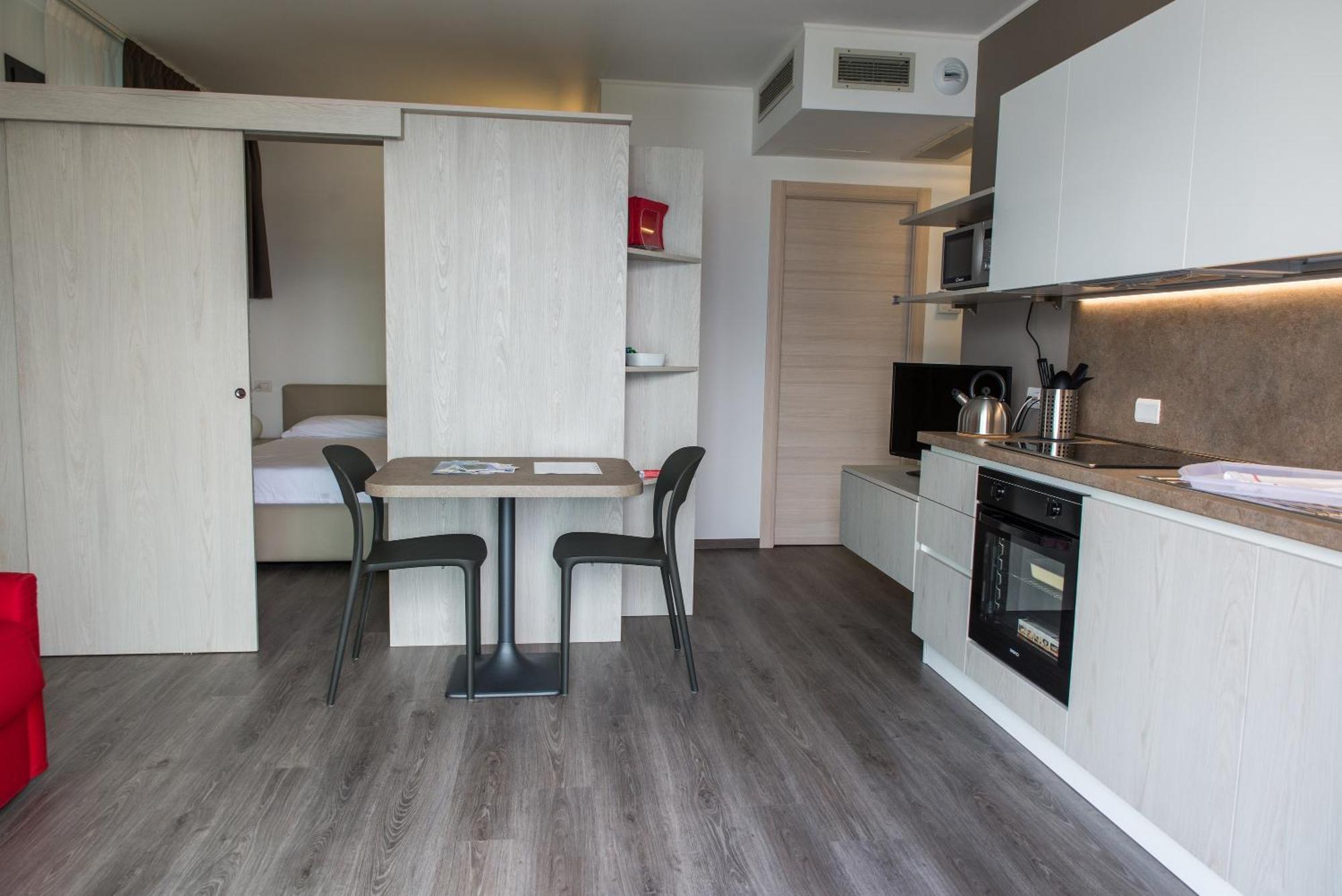 Апартаменты Residenza Luigina Варенна Номер фото